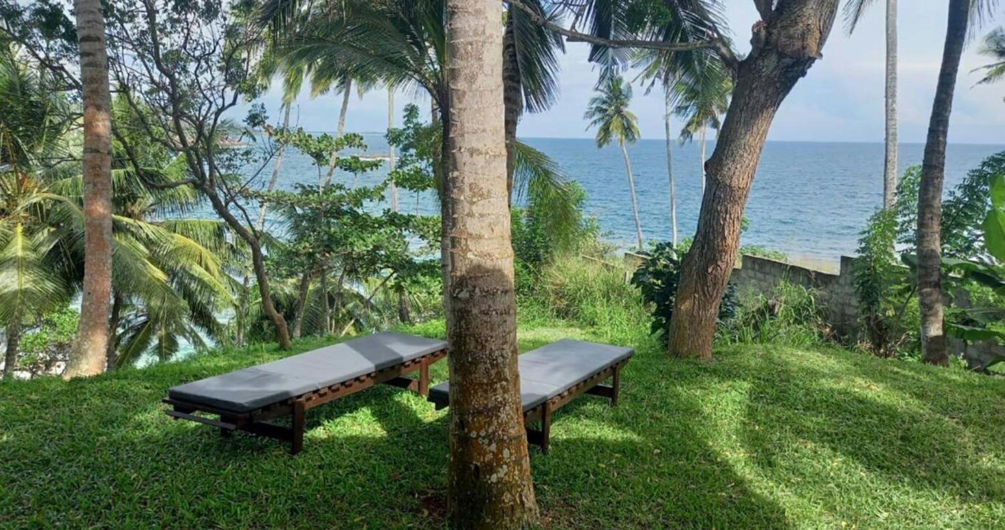 Bluewind Resort Tangalle Exterior foto